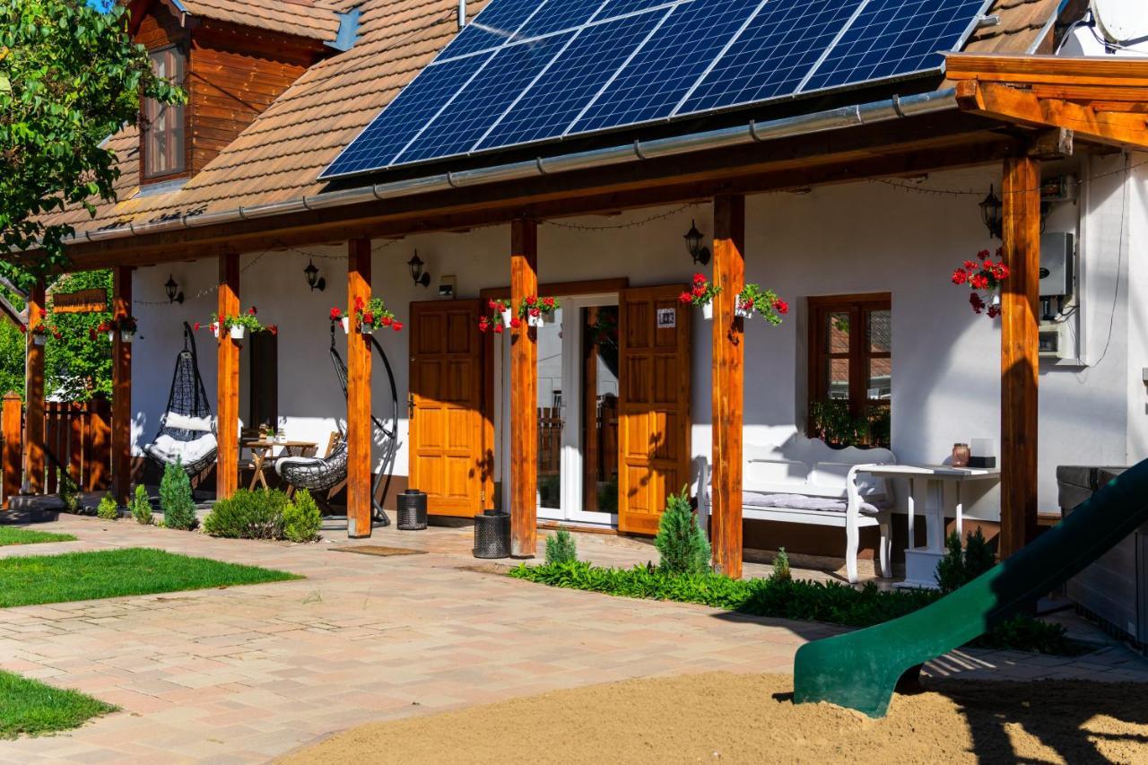 HepeHuta Házikó Háromhuta Exterior foto